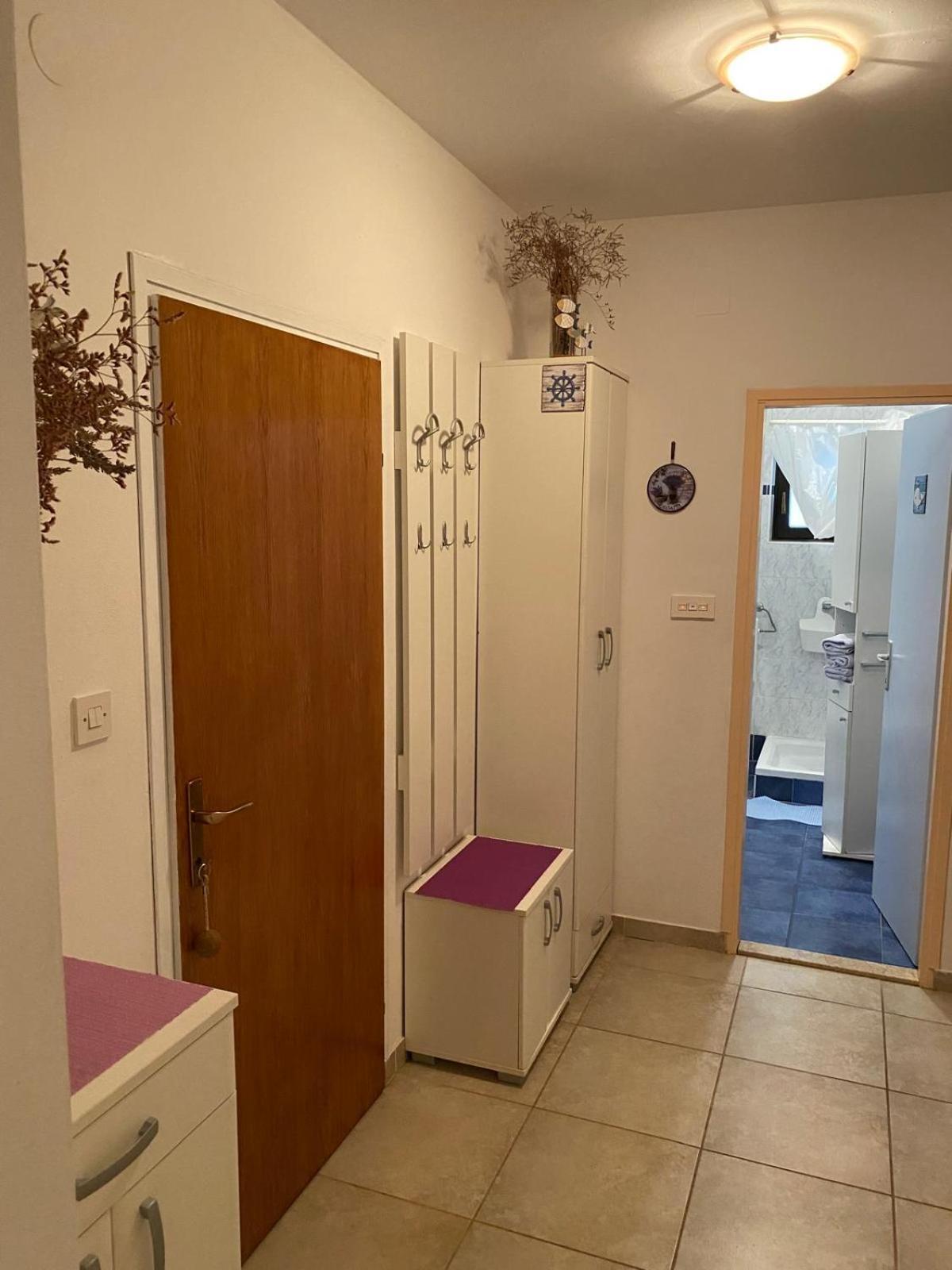 Apartman Tanja Mandre Exterior foto